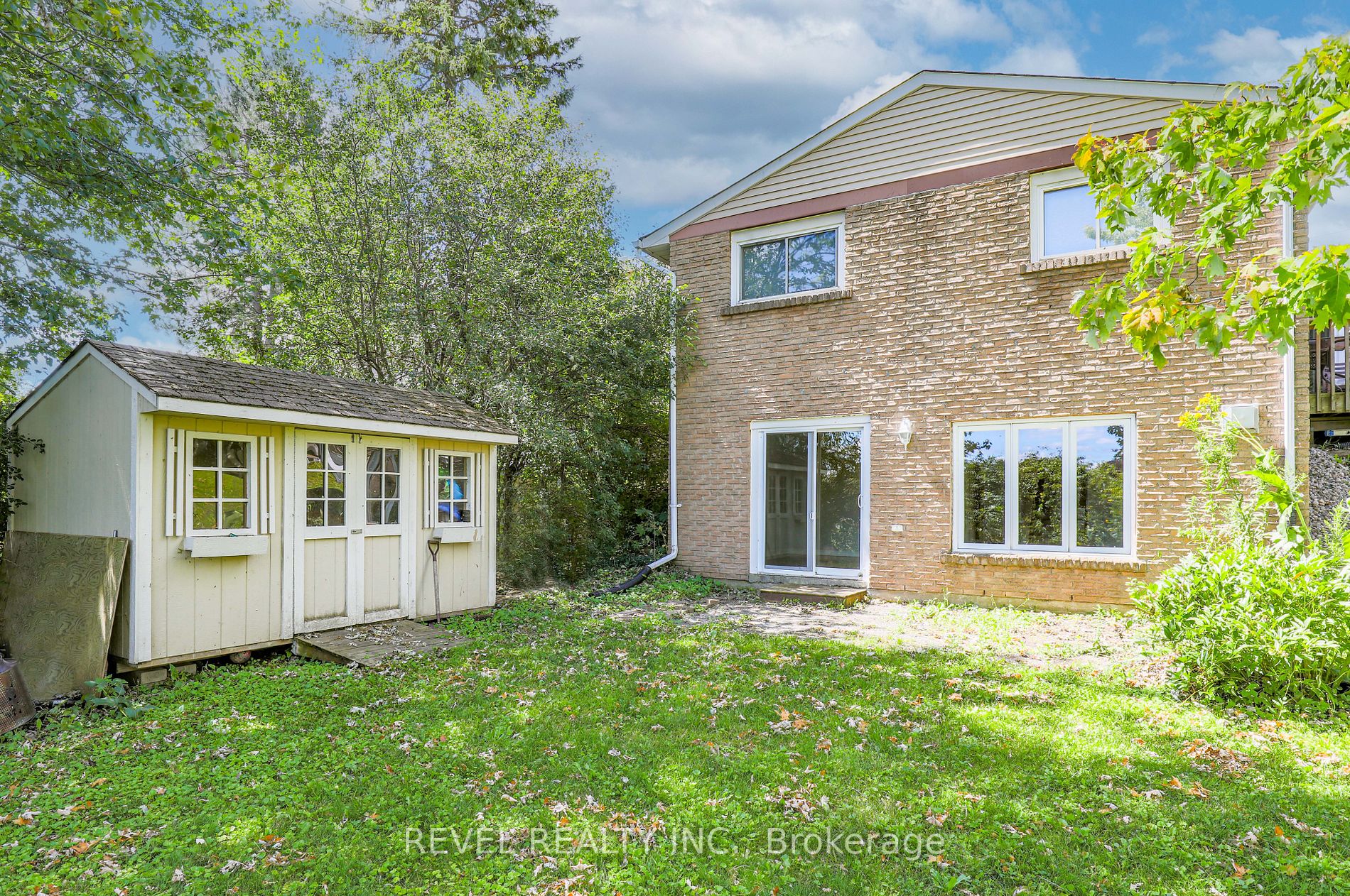 43 Elaine Drive