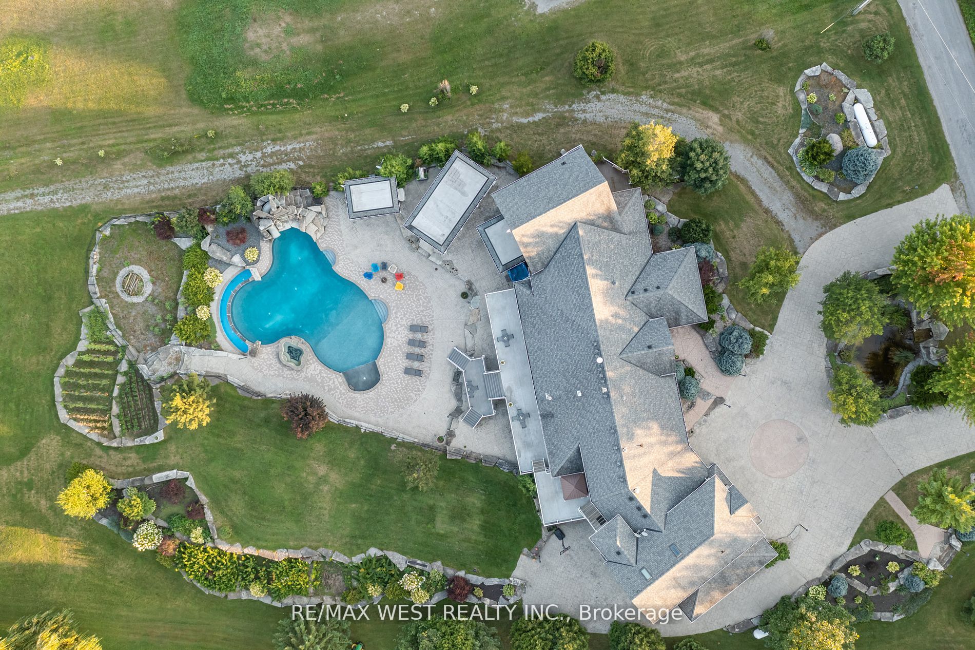 31 Wispi Shore Road