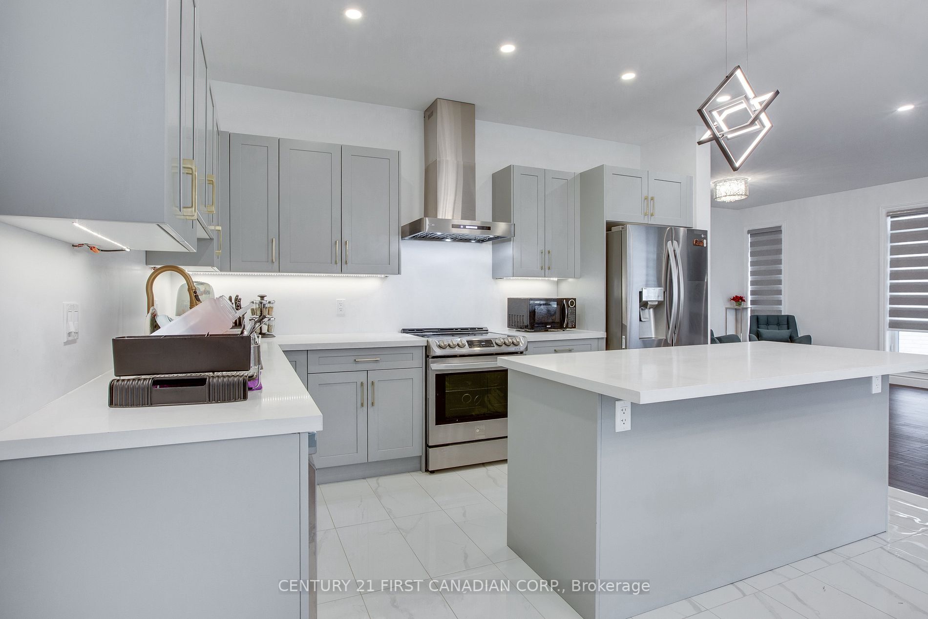 1464 Medway Park Drive
