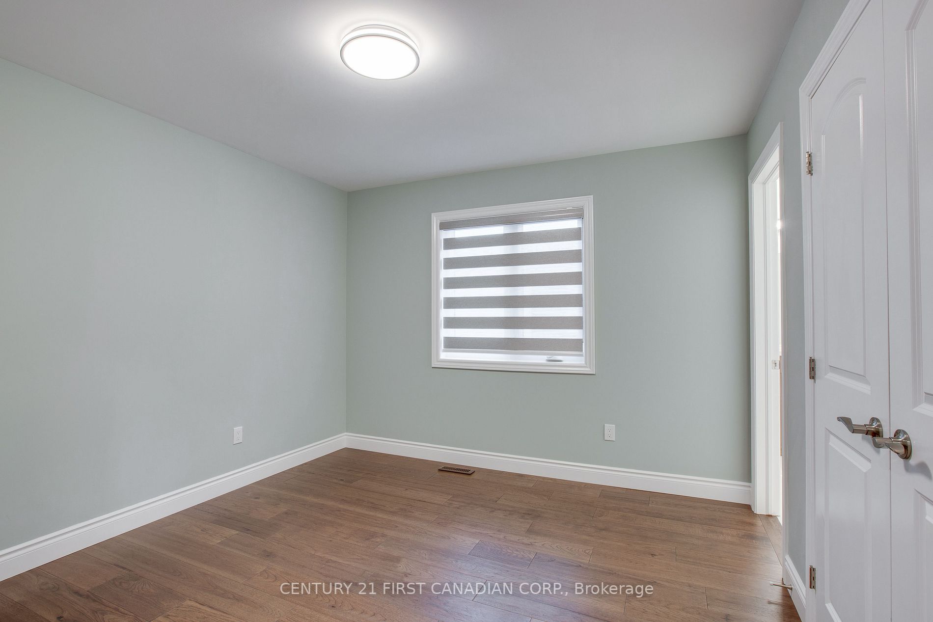1464 Medway Park Drive