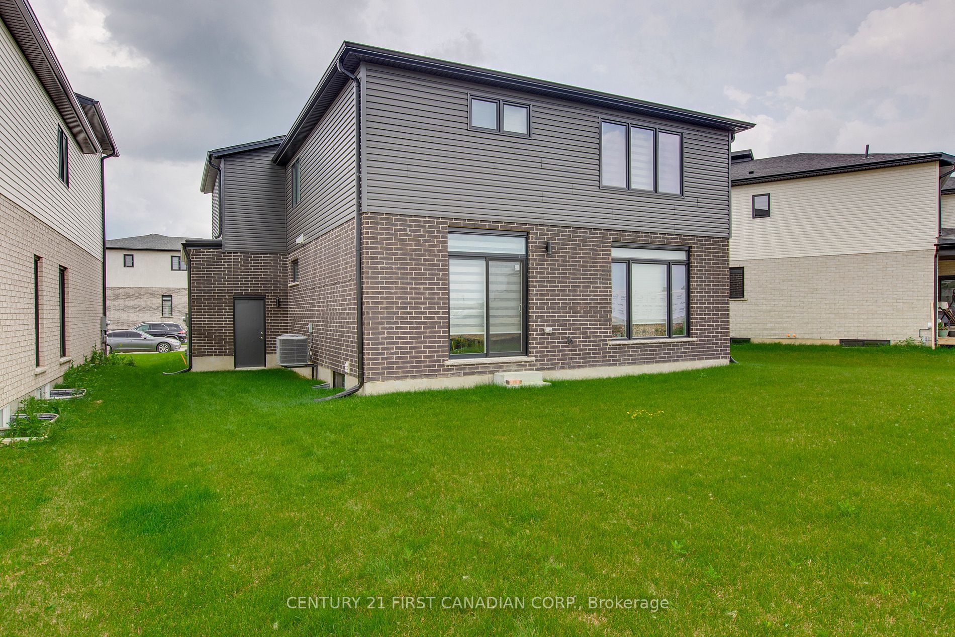 1464 Medway Park Drive