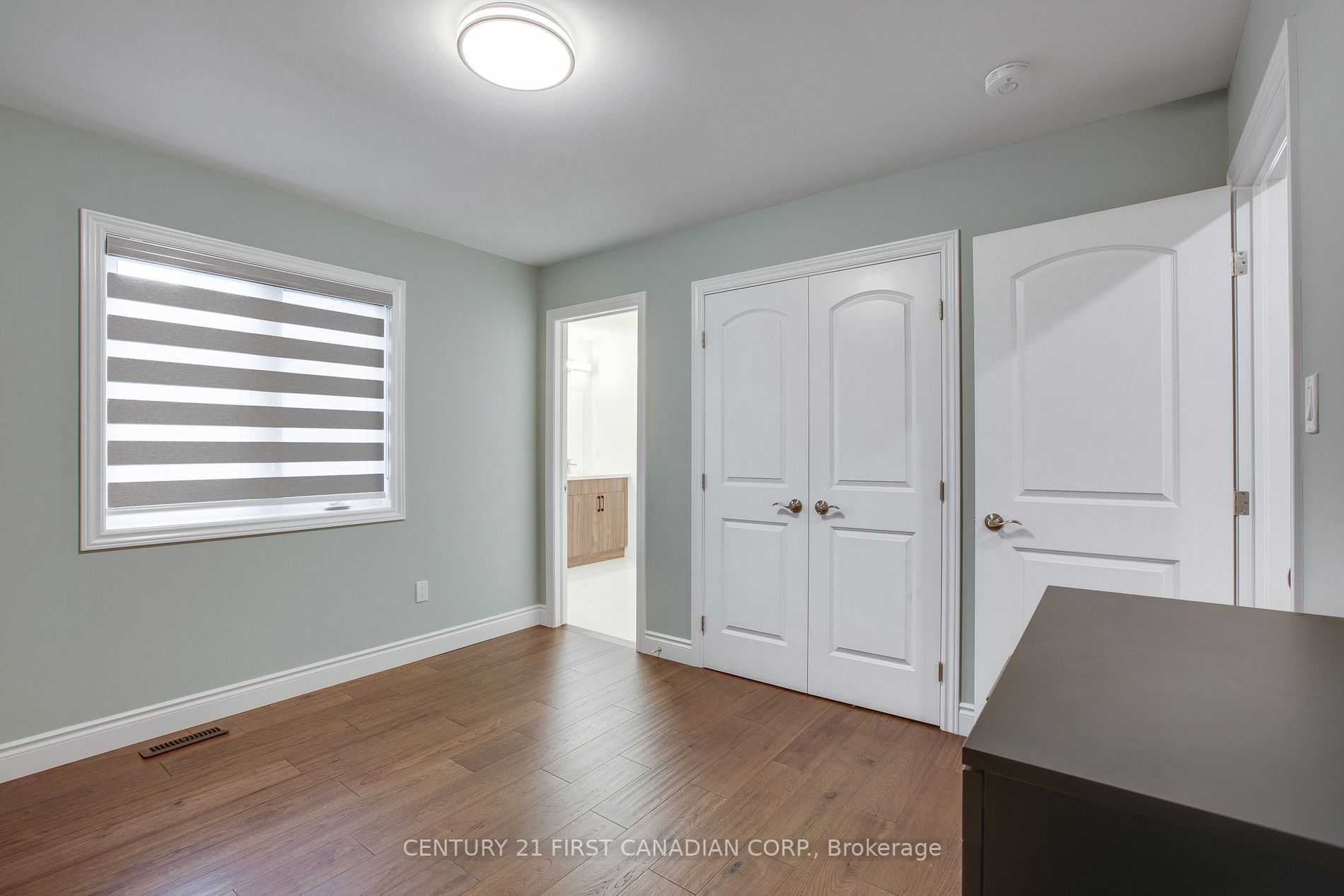 1464 Medway Park Drive