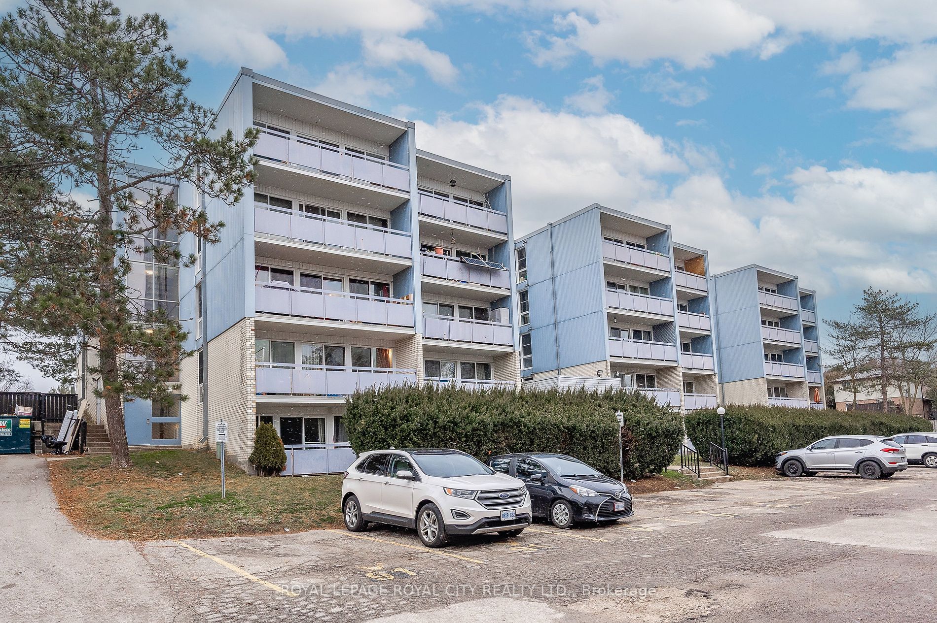 105 Conroy Cres, #103