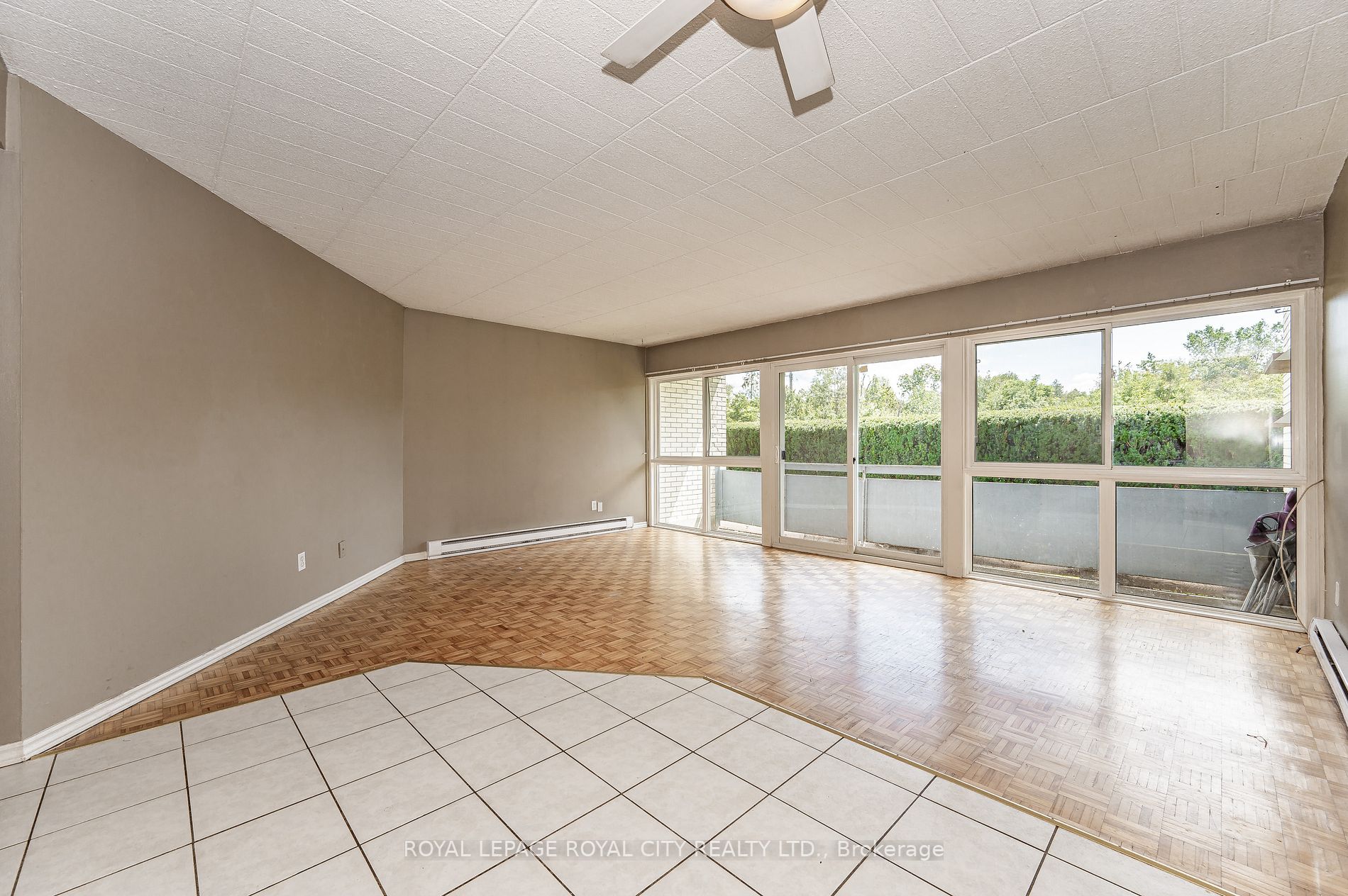 105 Conroy Cres, #103