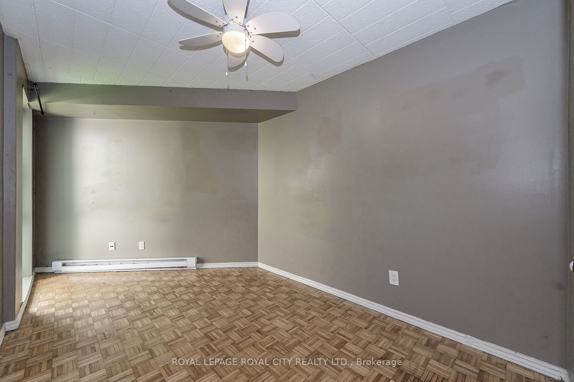 105 Conroy Cres, #103