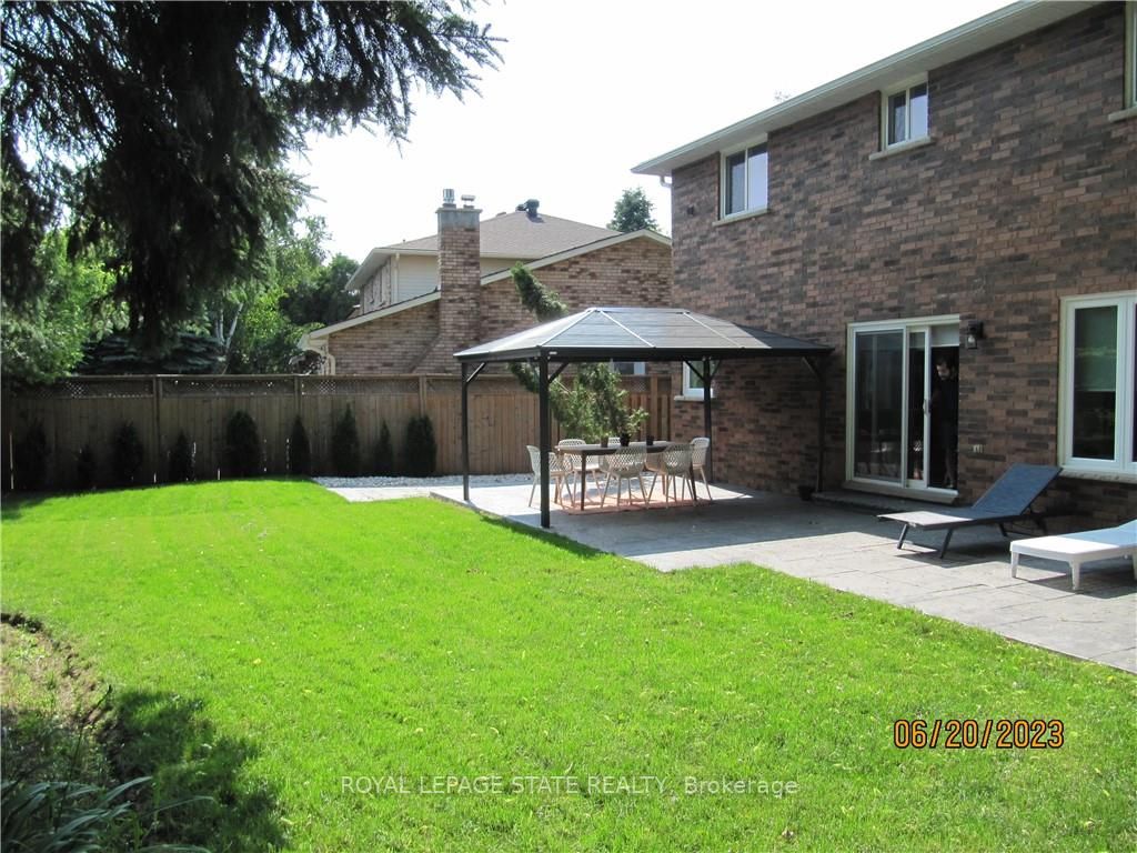 26 Abbey Close