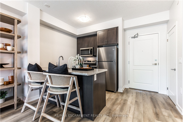 197 Hespeler Rd, Cambridge