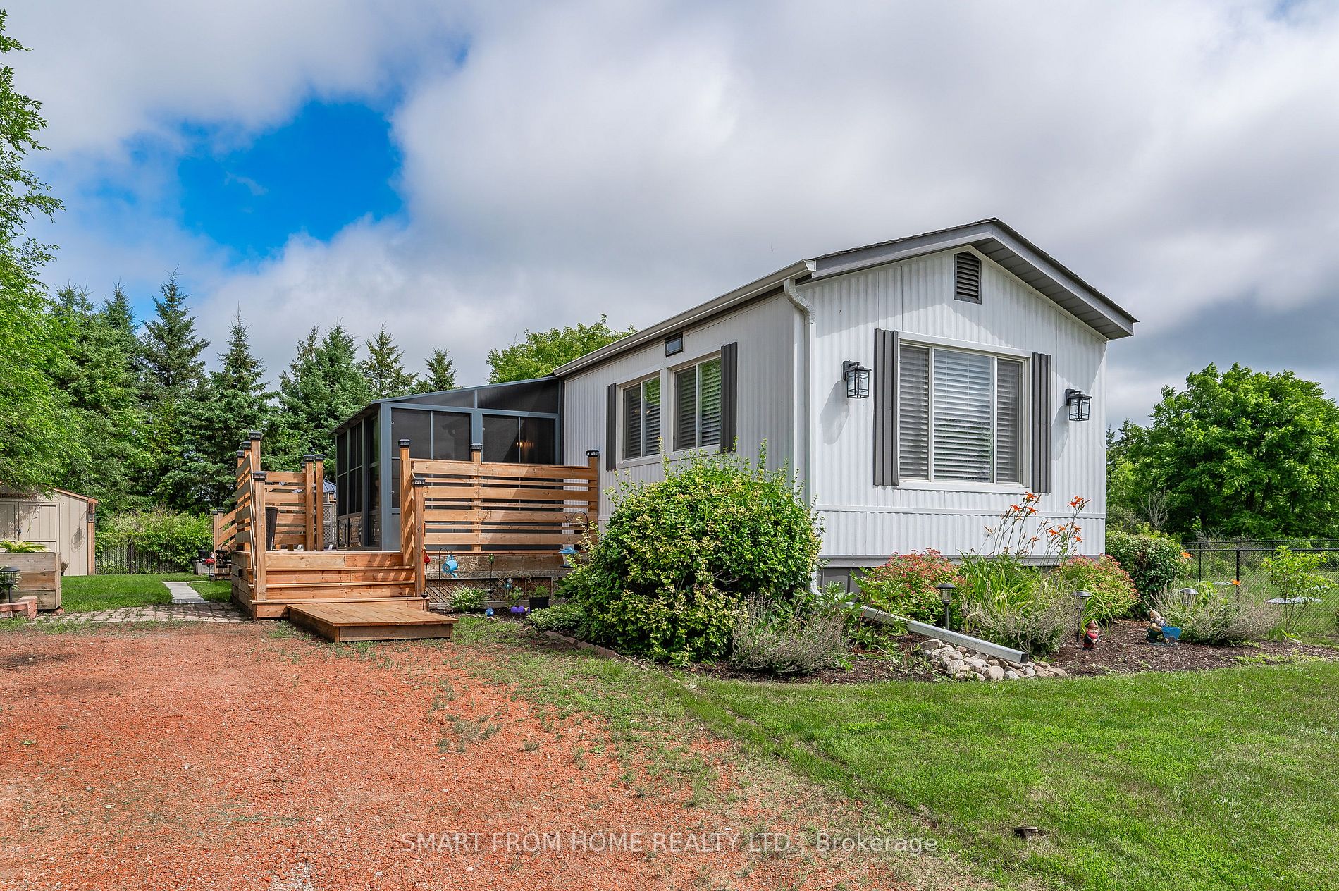 21 Heather Ave