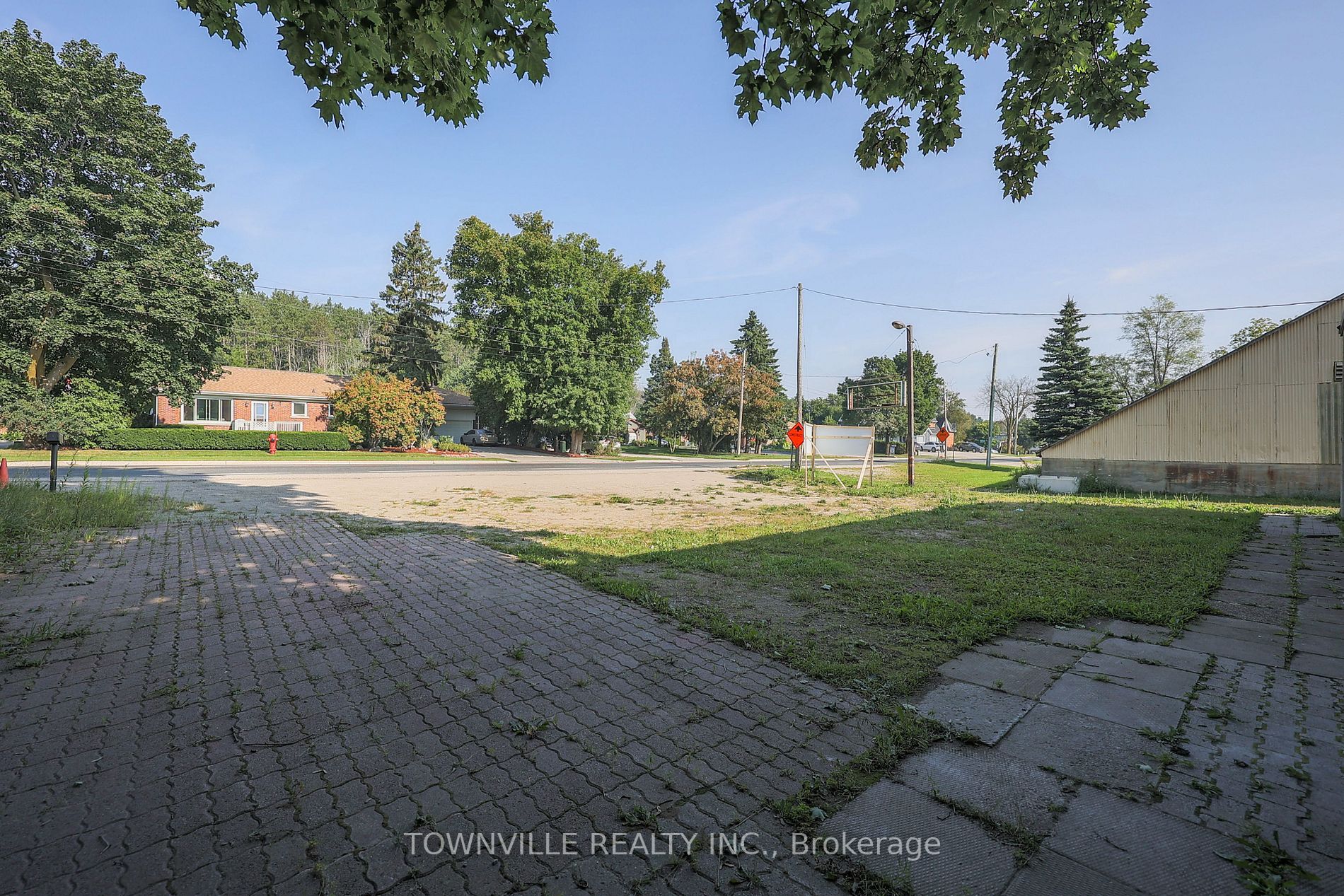9591 Wellington Rd