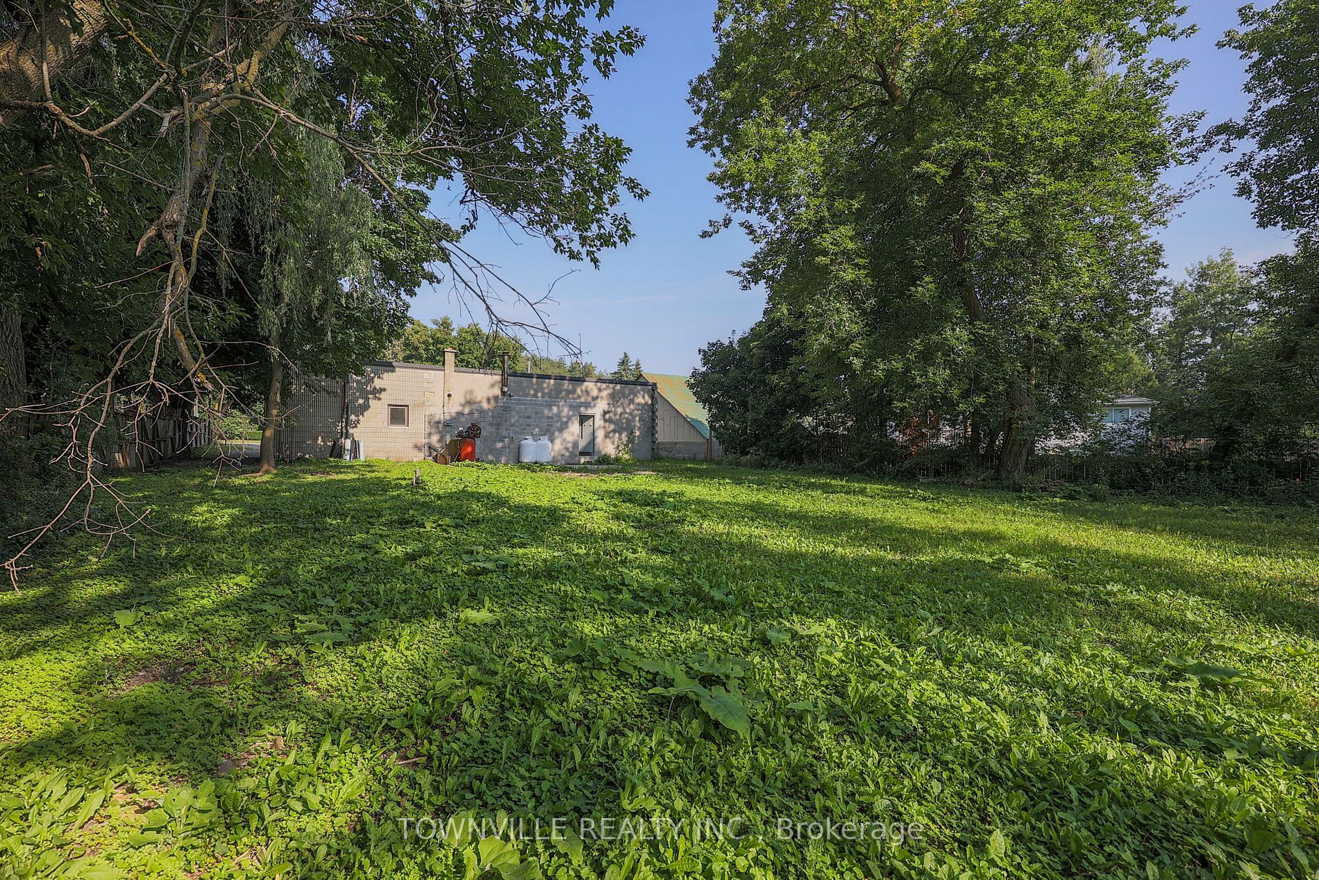 9591 Wellington Rd