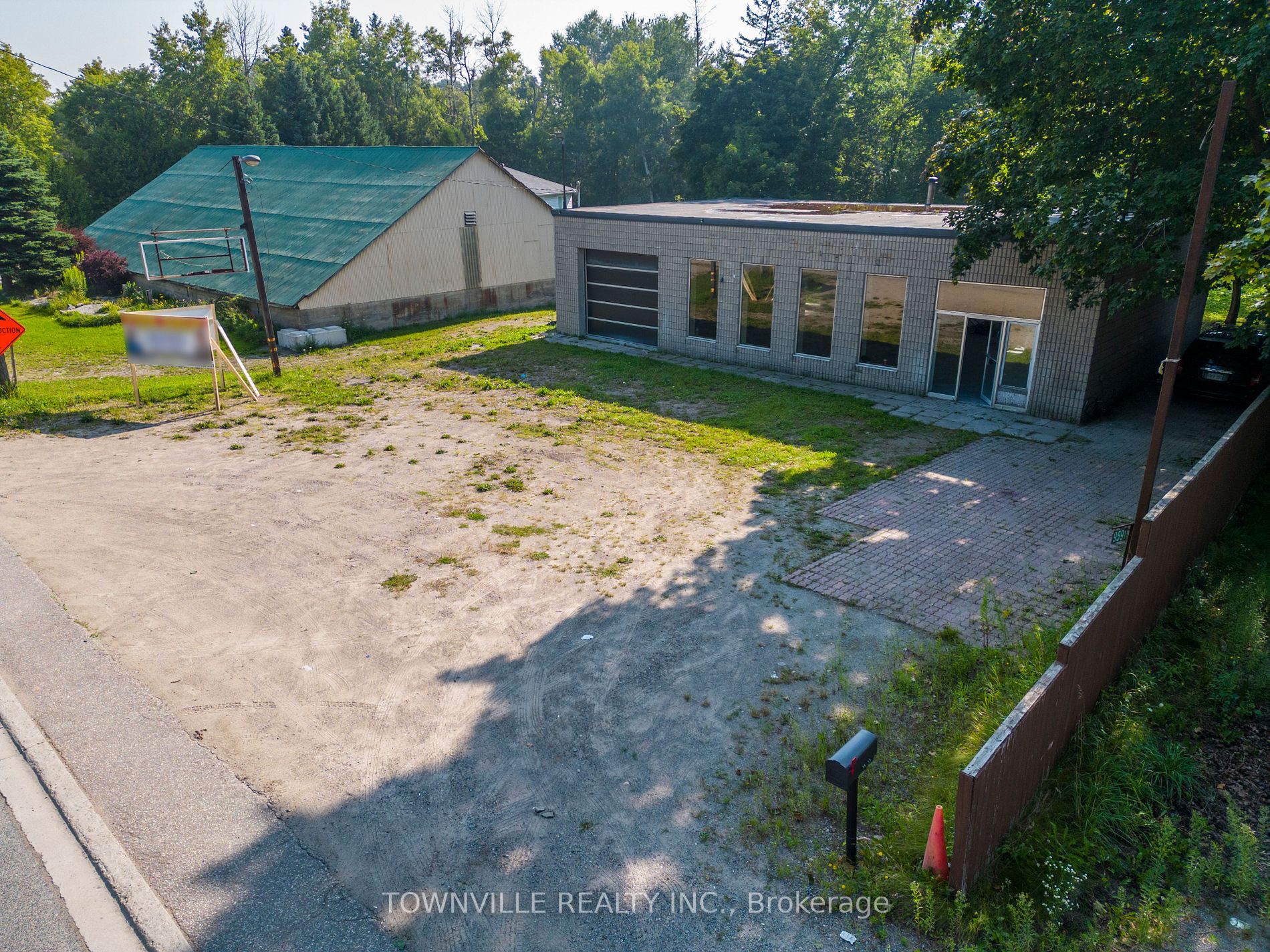 9591 Wellington Rd
