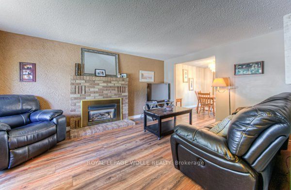 106 Millwood Crescent