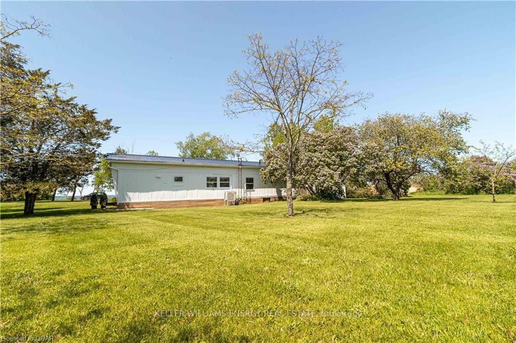 5062 Long Point Rd