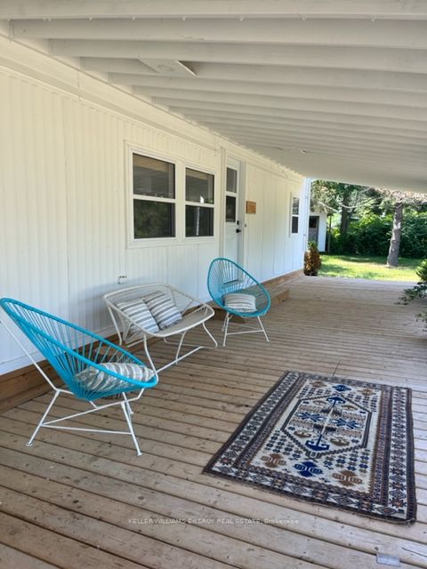 5062 Long Point Rd