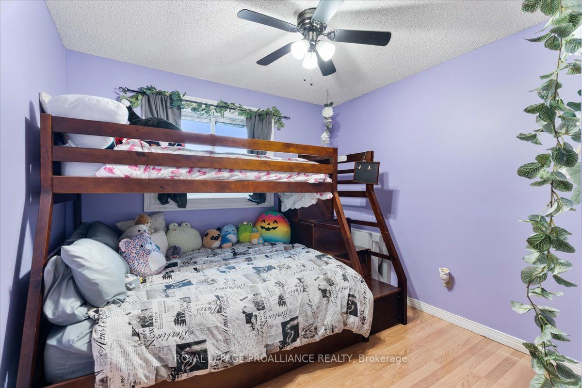 784 Palace Rd