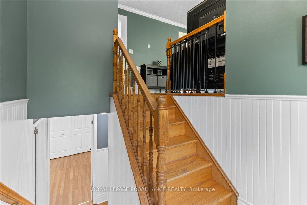 784 Palace Rd