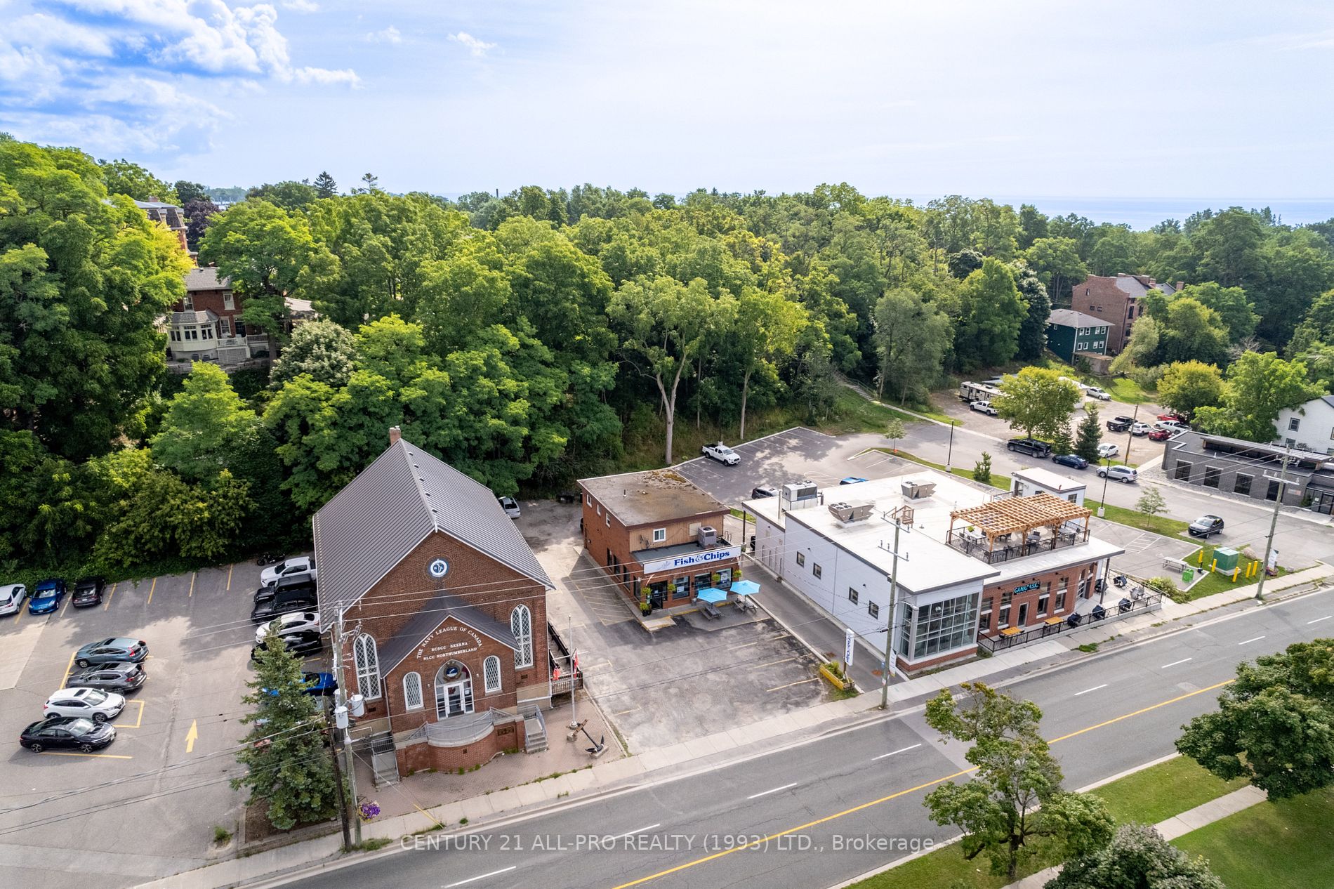 23 Mill St S