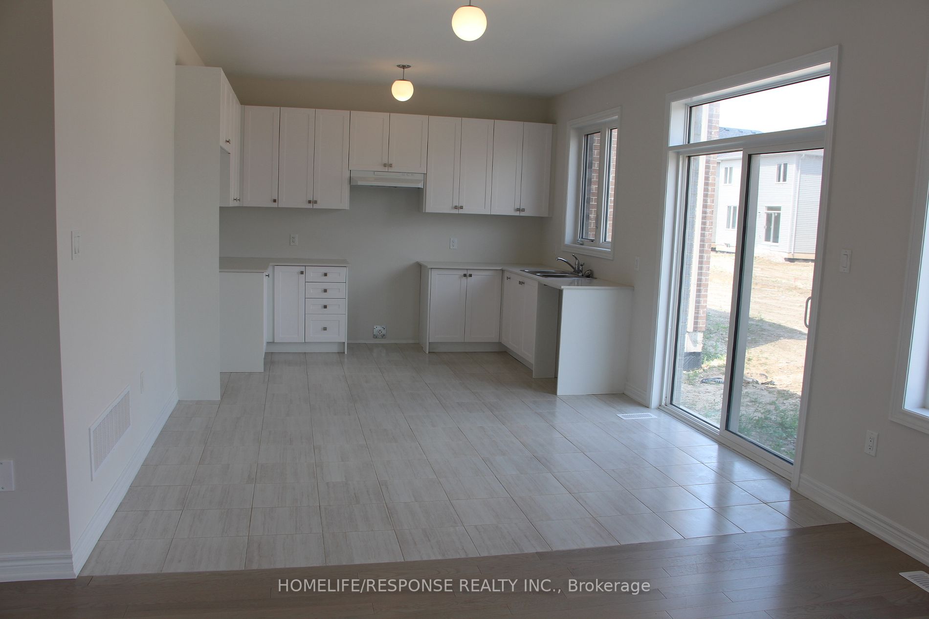 573 Red Elm Rd