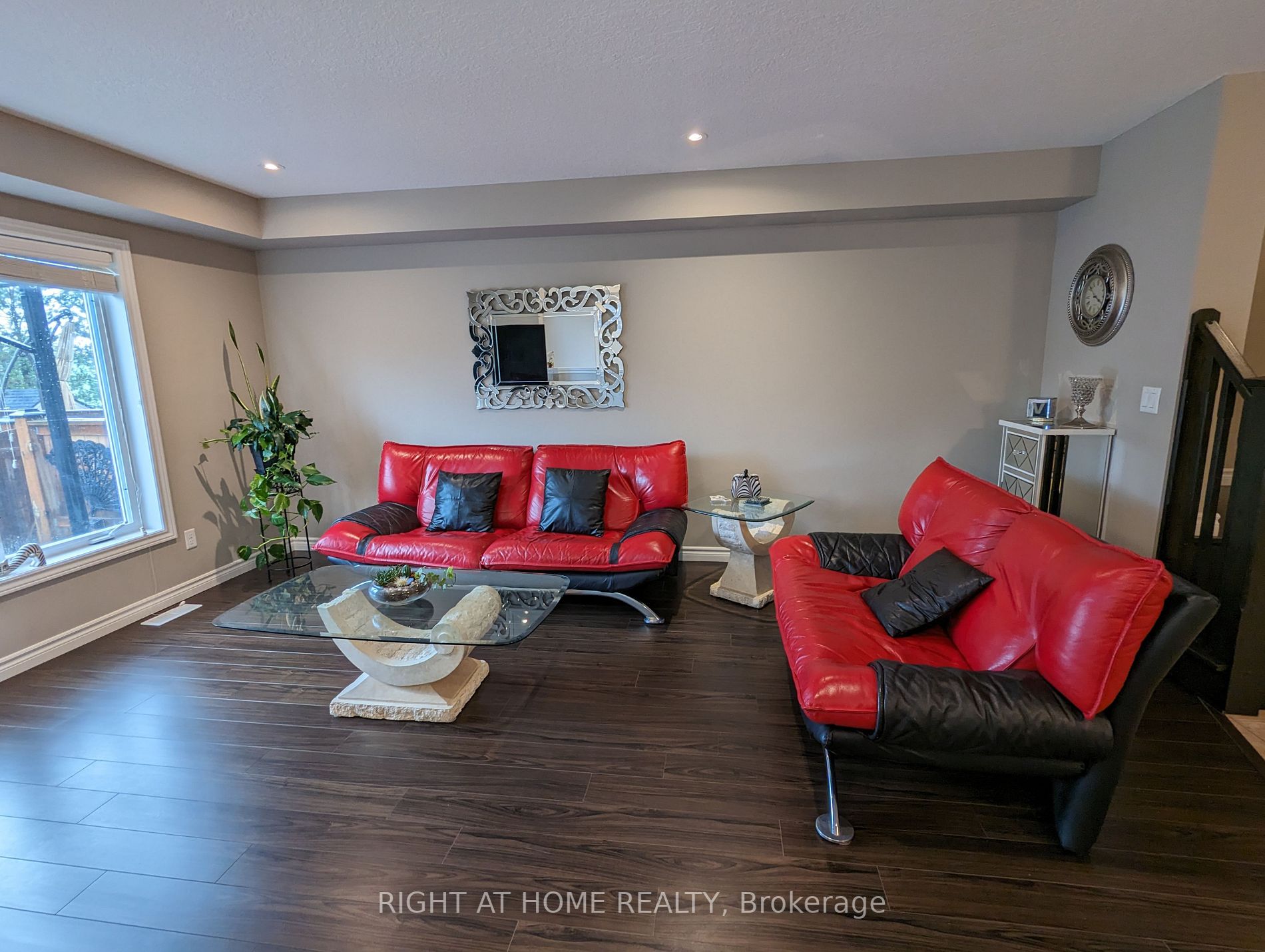Listing X6743988 - Large Photo # 9