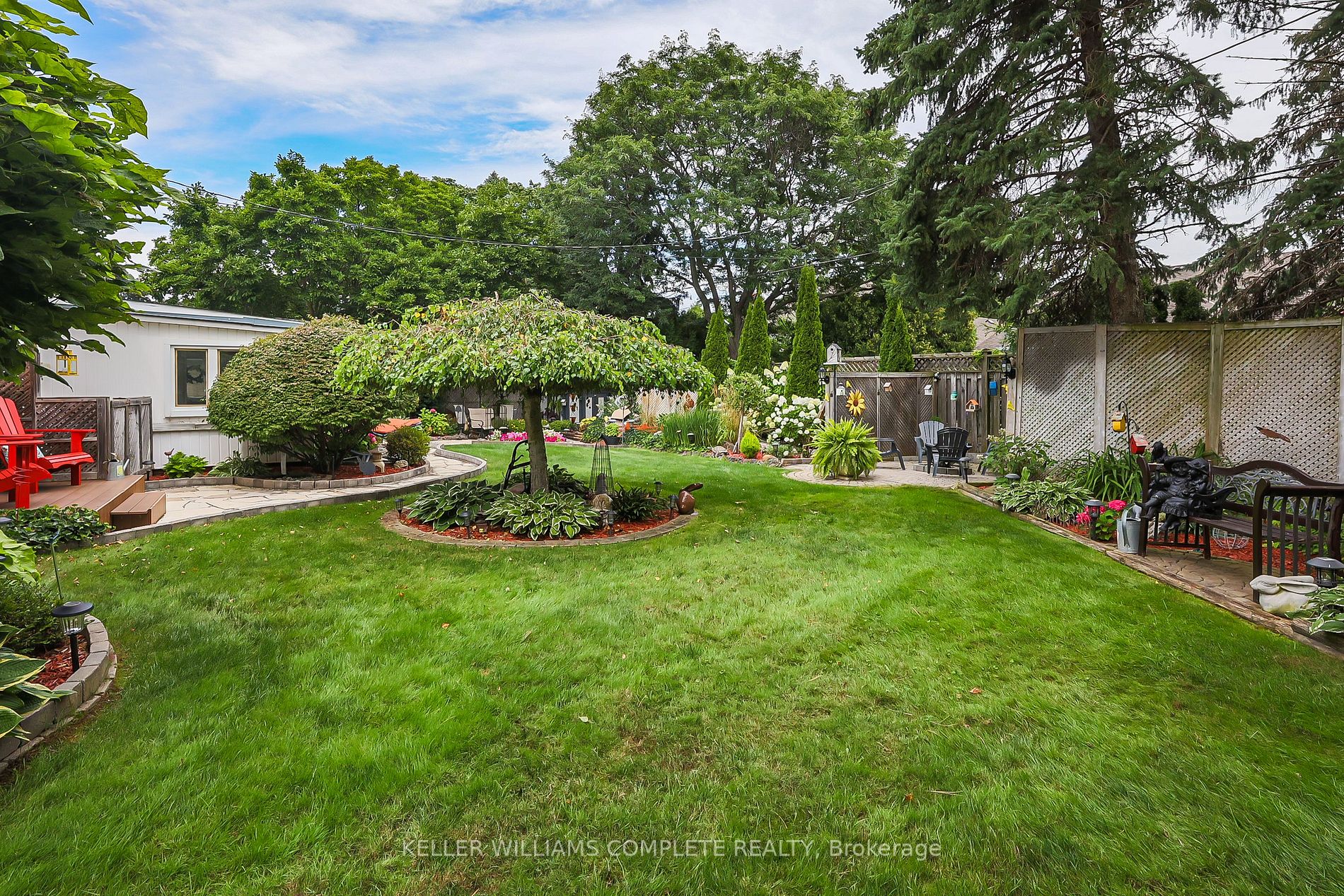 23 Mcnab Dr