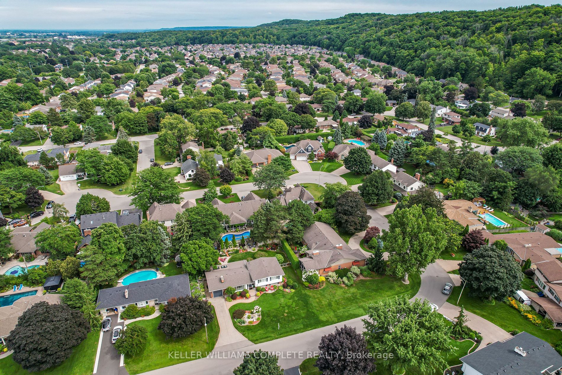 23 Mcnab Dr