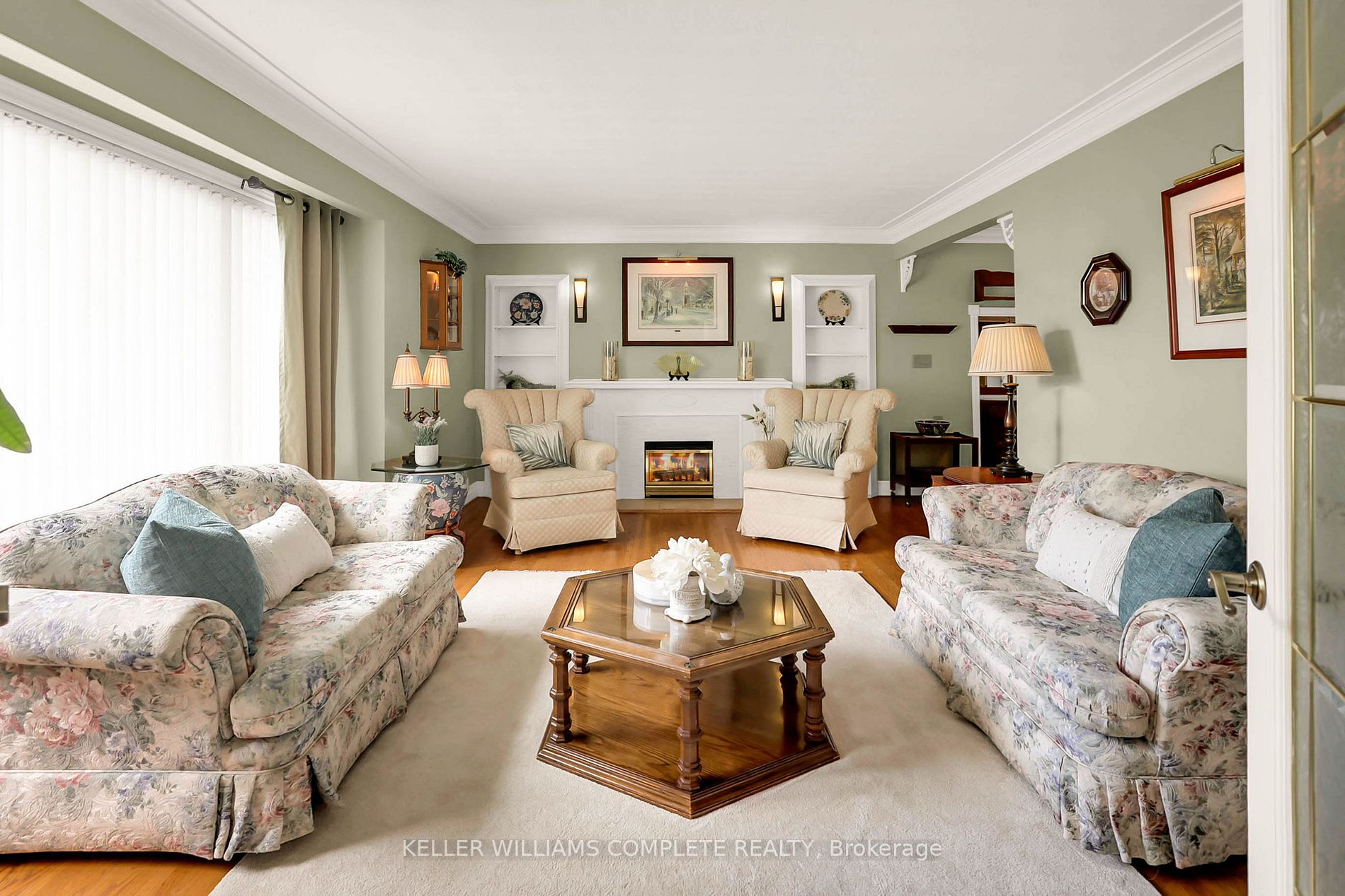 23 Mcnab Dr