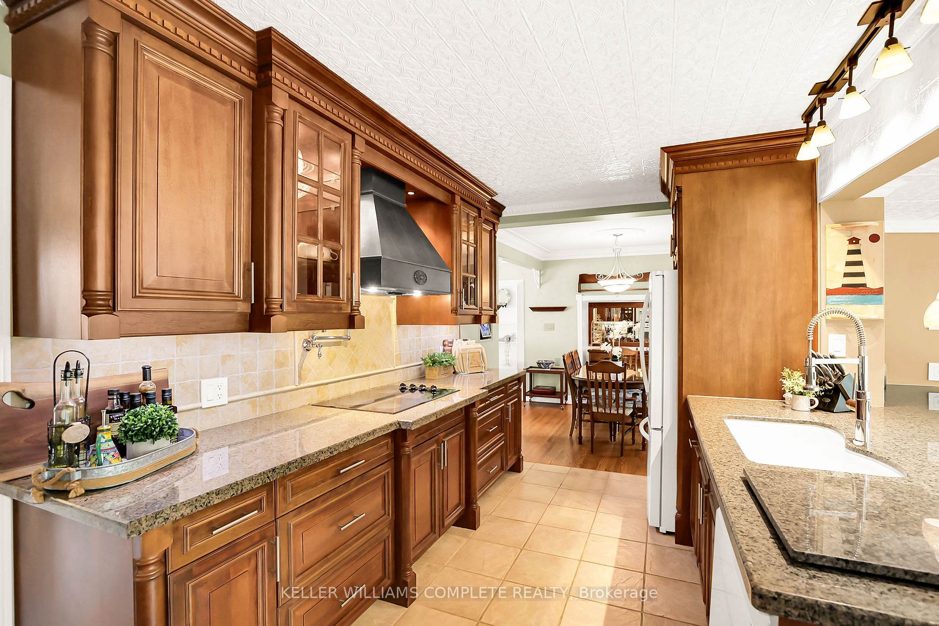 23 Mcnab Dr