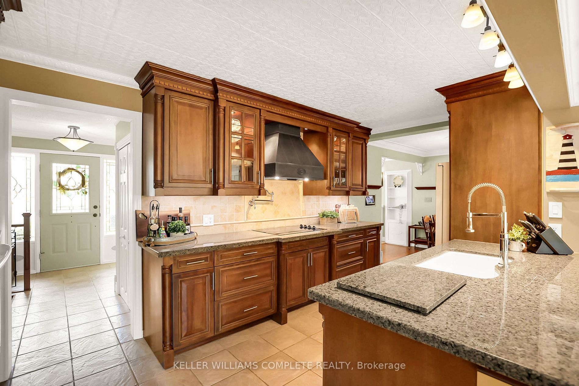 23 Mcnab Dr
