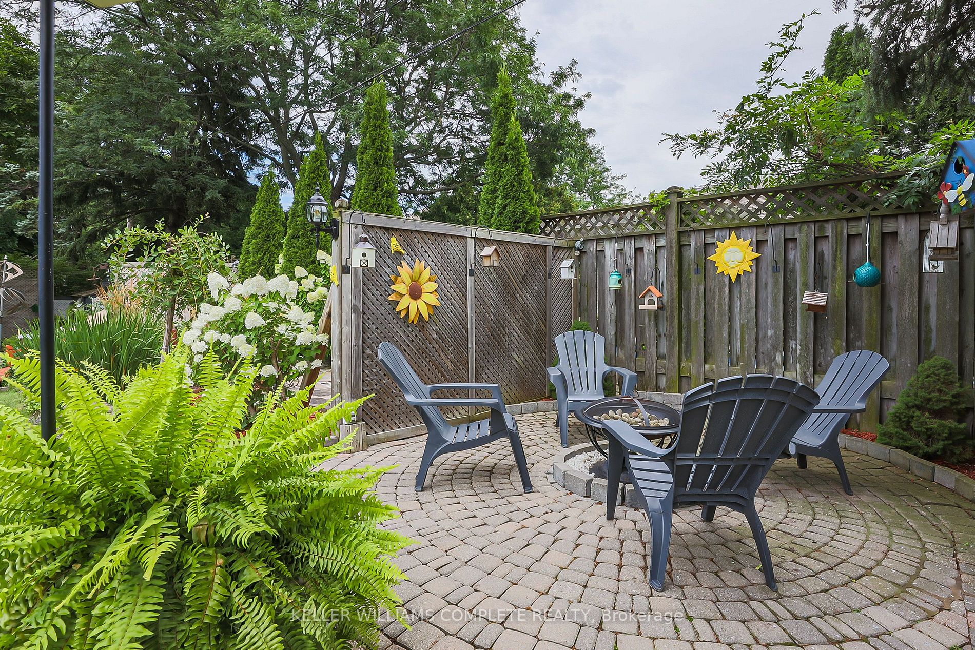 23 Mcnab Dr