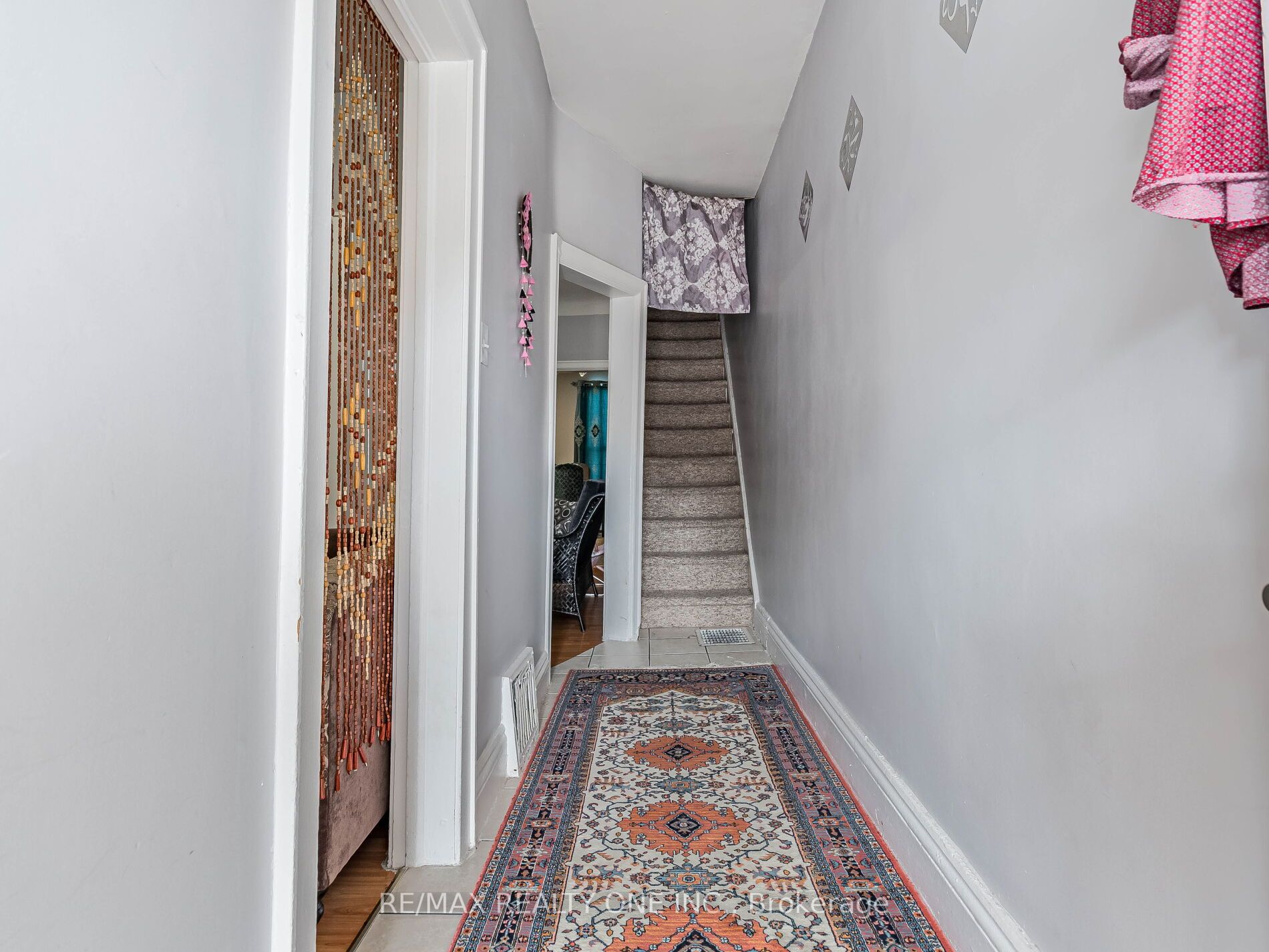 79 Chestnut Ave