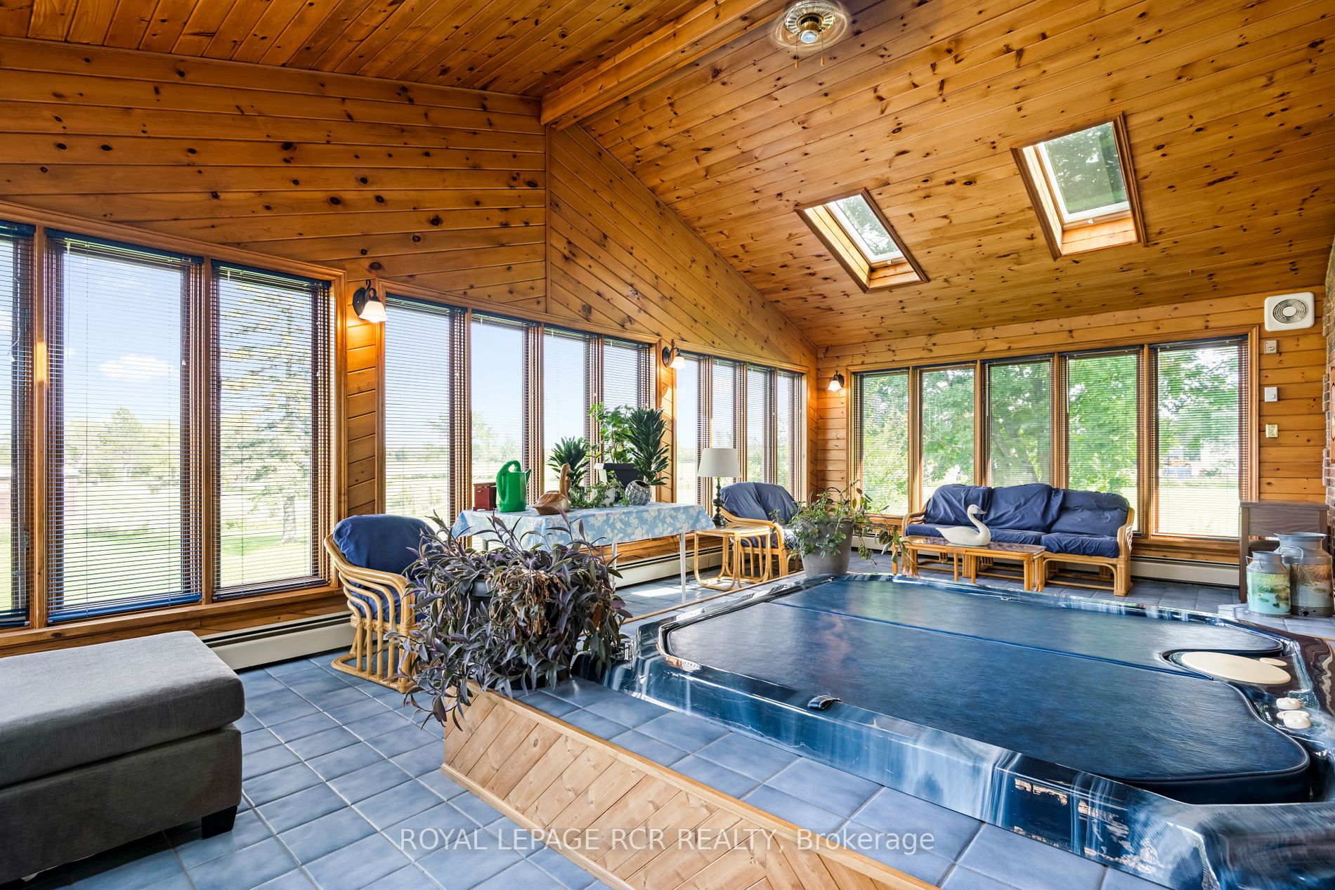 634567 Highway 10
