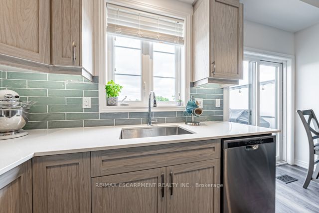 575 Woodward Avenue, #22