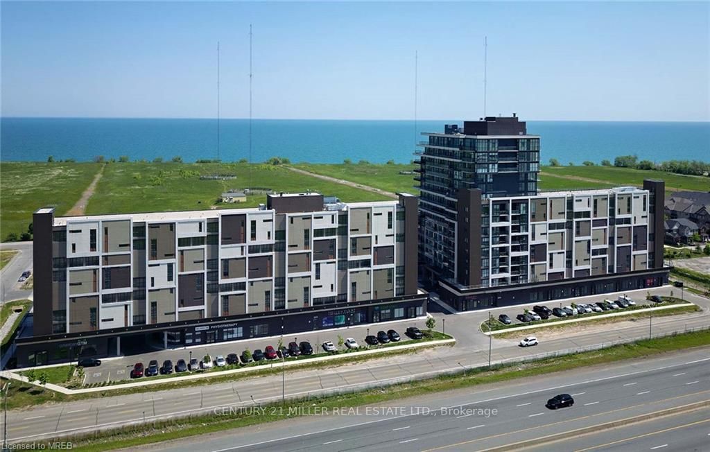 560 North Service Rd, #303