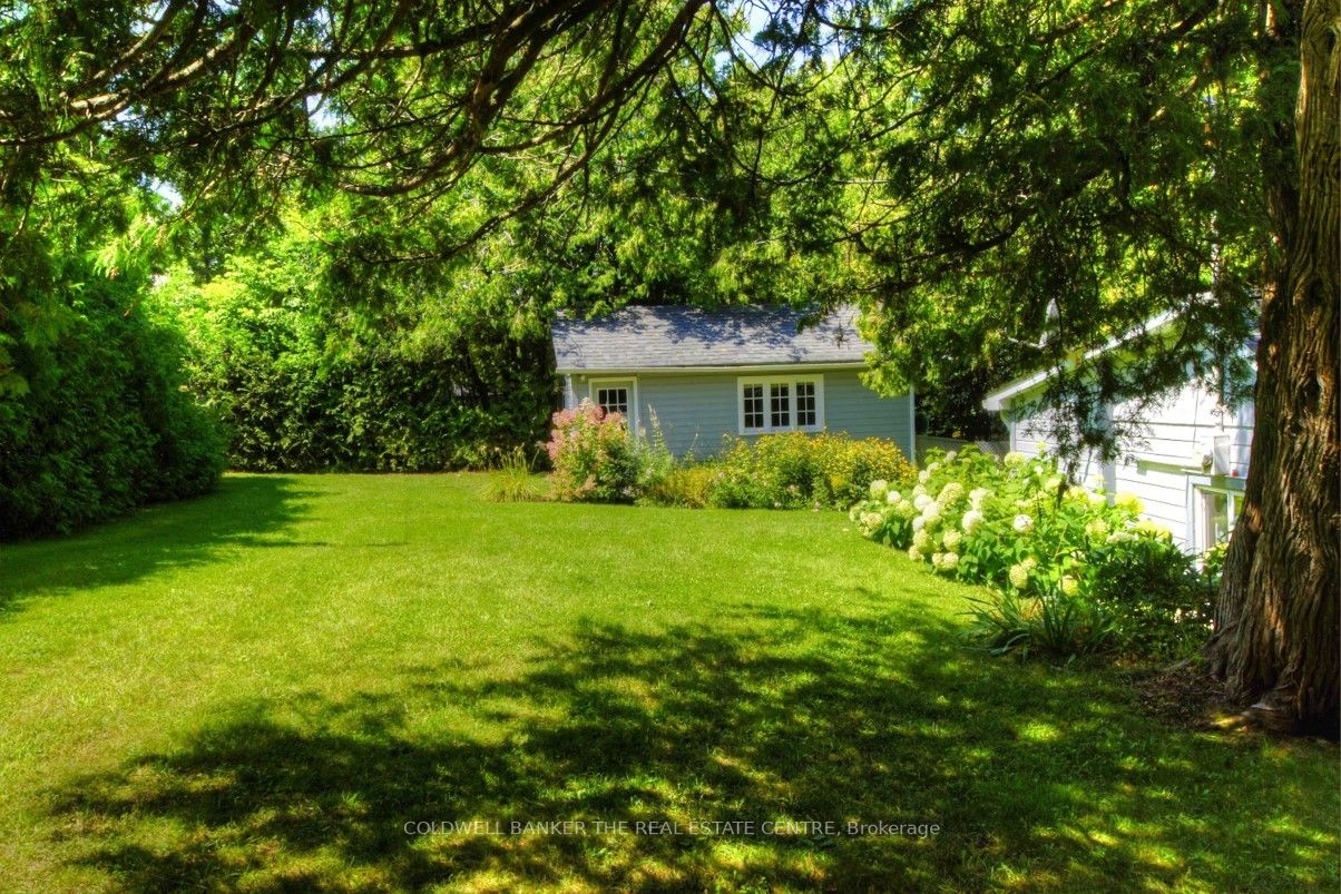 21 Potts Shore Road