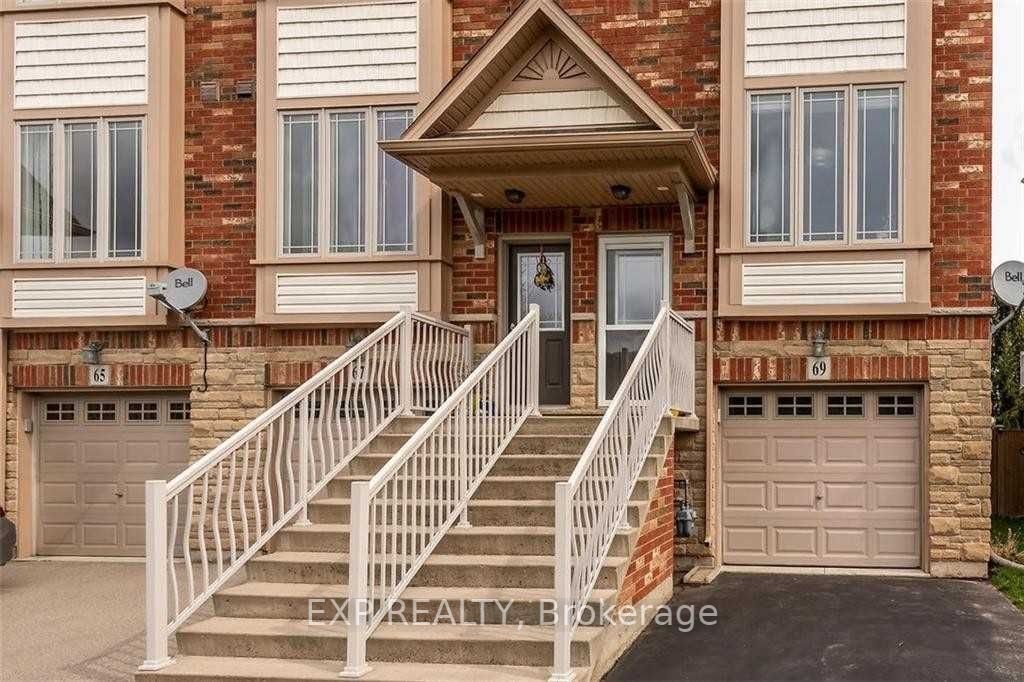 69 Willow Lane N