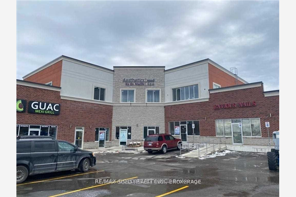 1241 Strasburg Rd, Kitchener