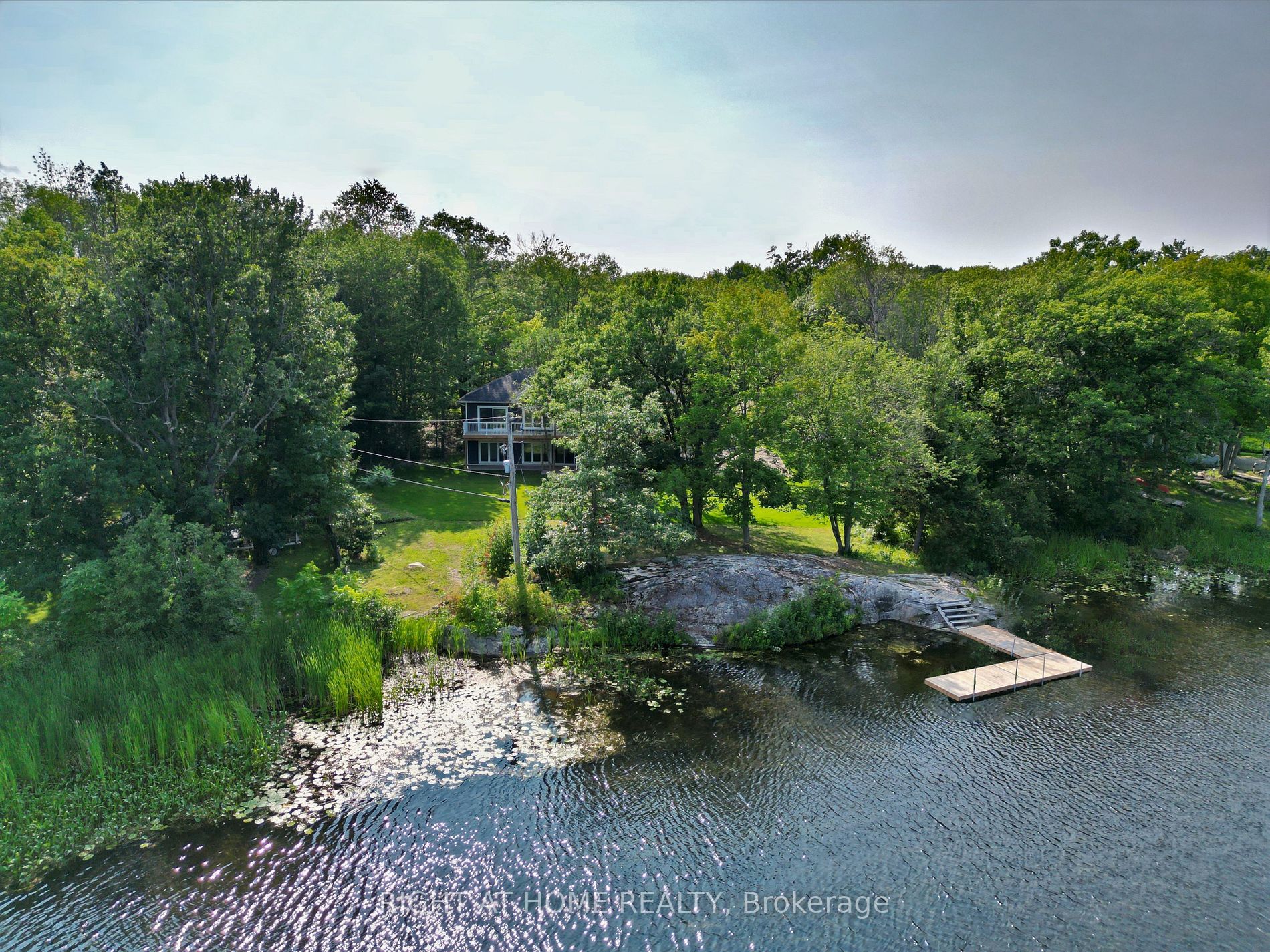 187 Lakeview Dr