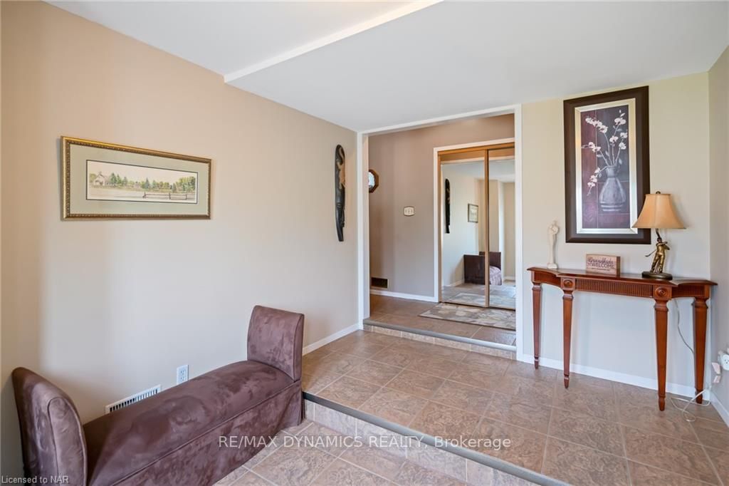 306 Lakeshore Rd