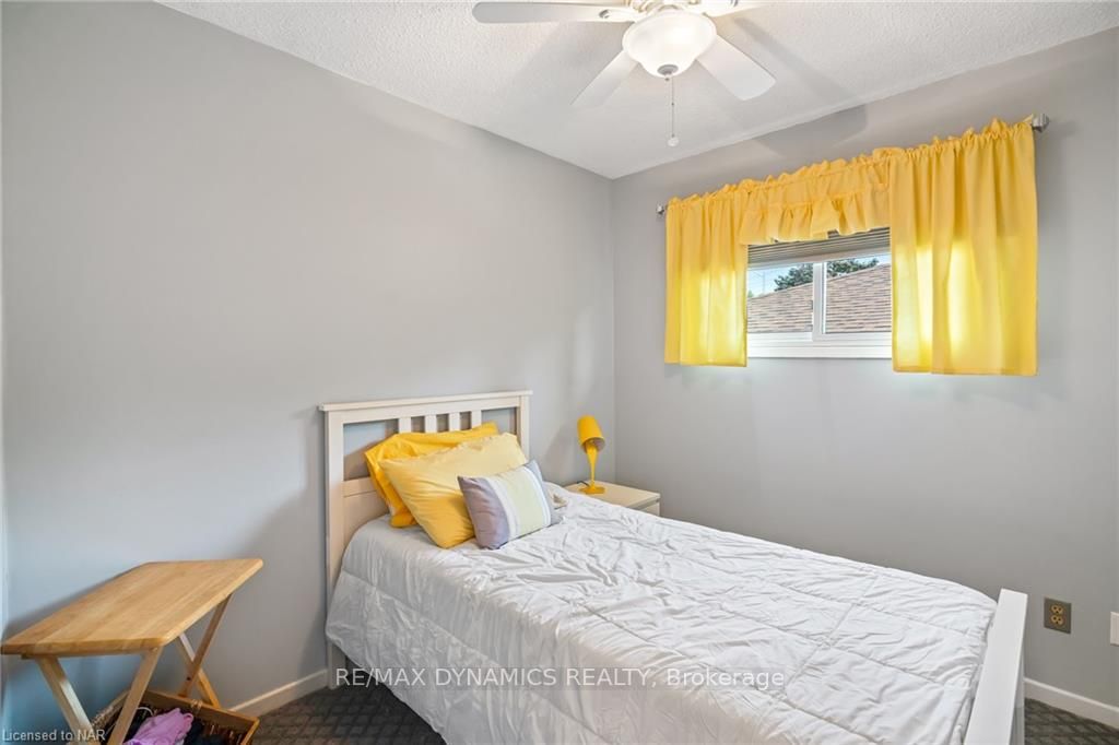 306 Lakeshore Rd