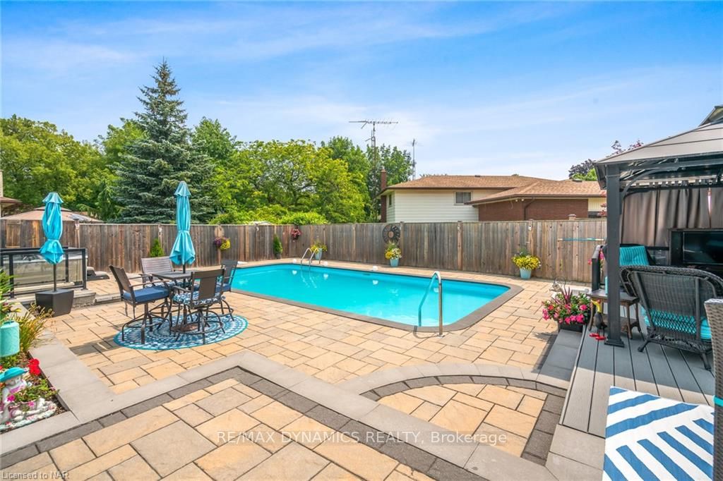 306 Lakeshore Rd