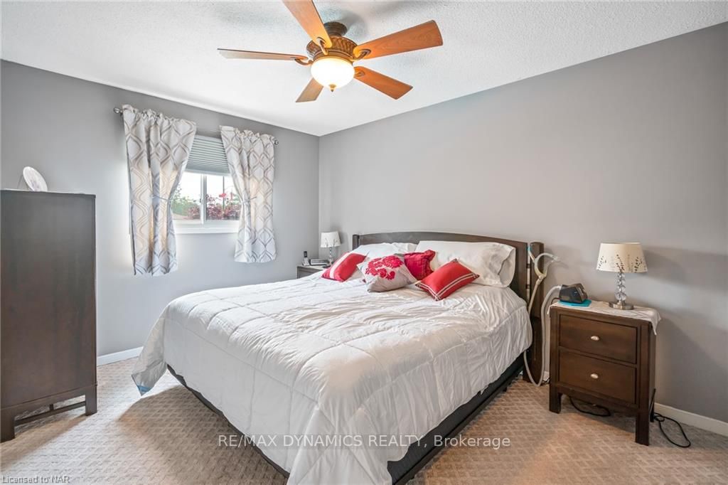 306 Lakeshore Rd