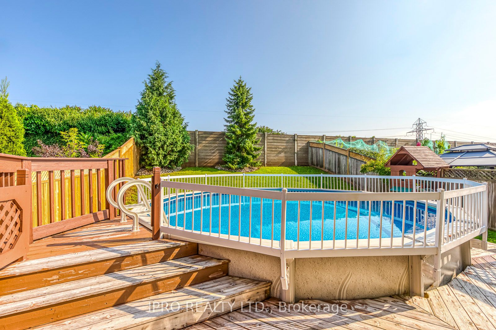 50 Merritt Cres