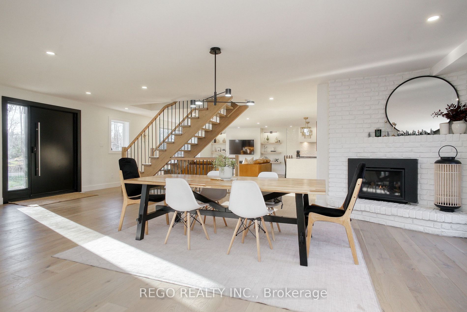 514 Oxbow Rd
