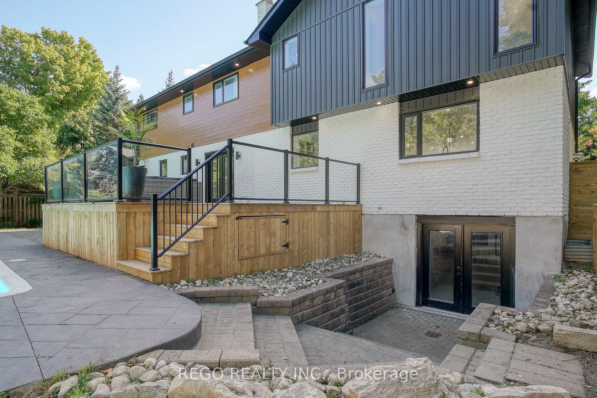 514 Oxbow Rd