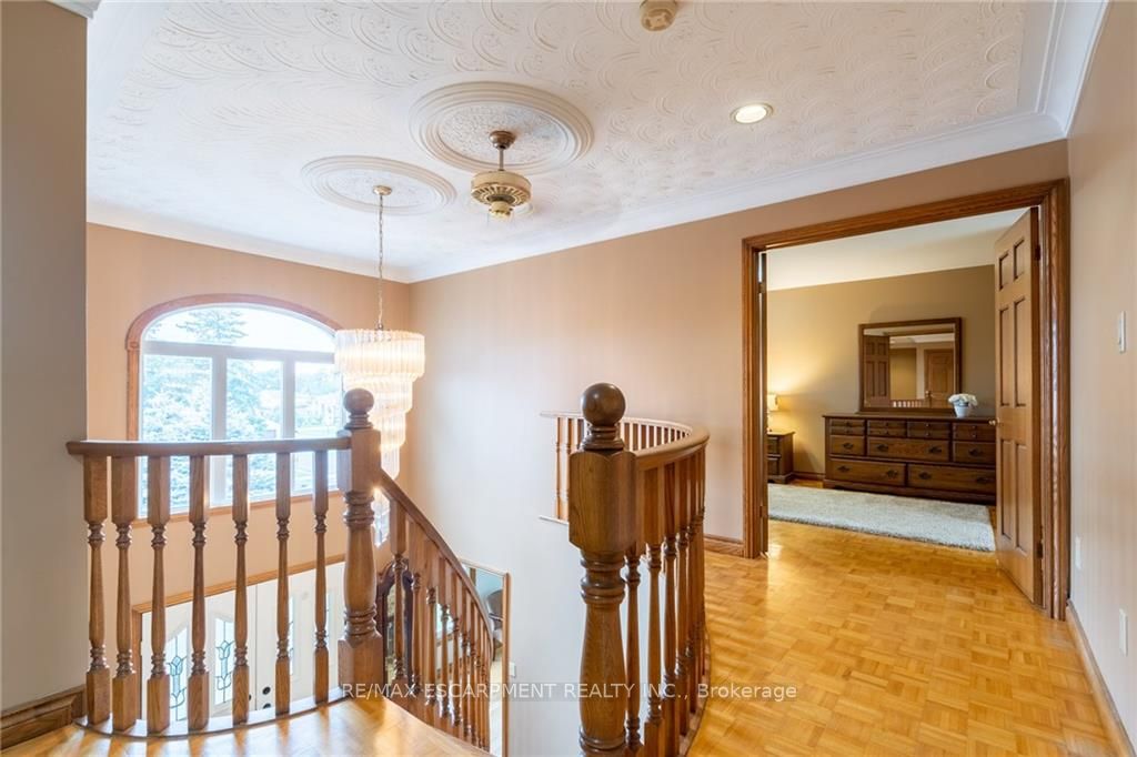 106 HOMESIDE Avenue