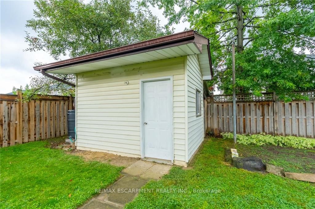 106 HOMESIDE Avenue