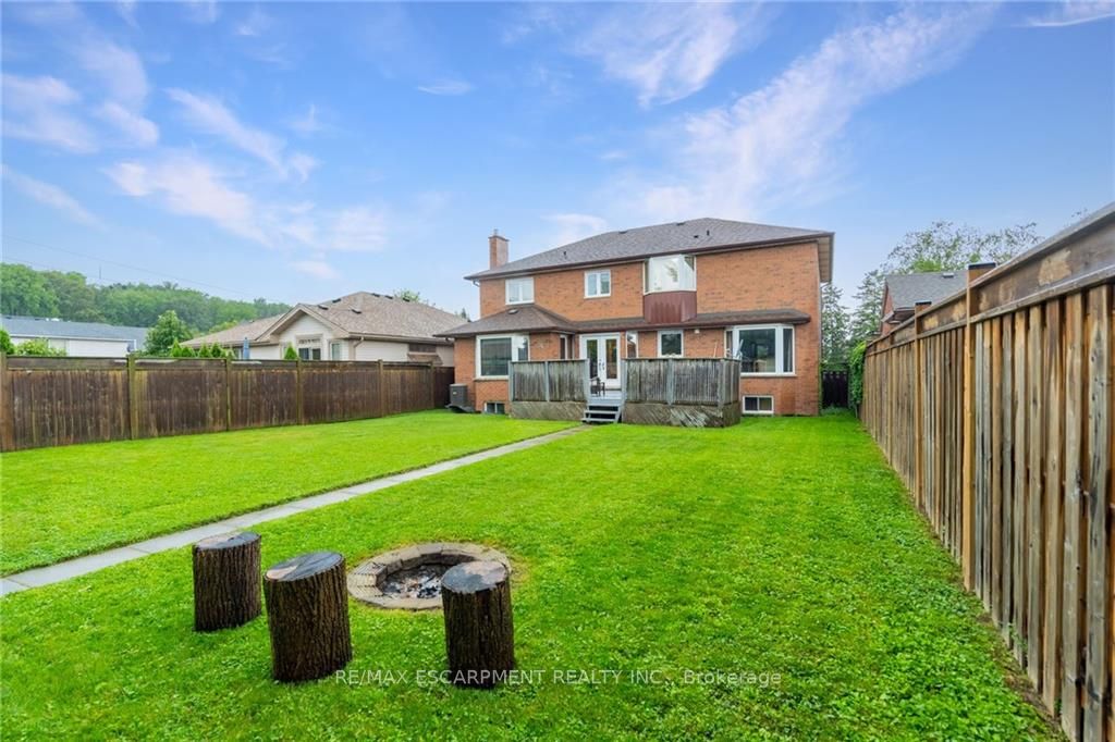 106 HOMESIDE Avenue