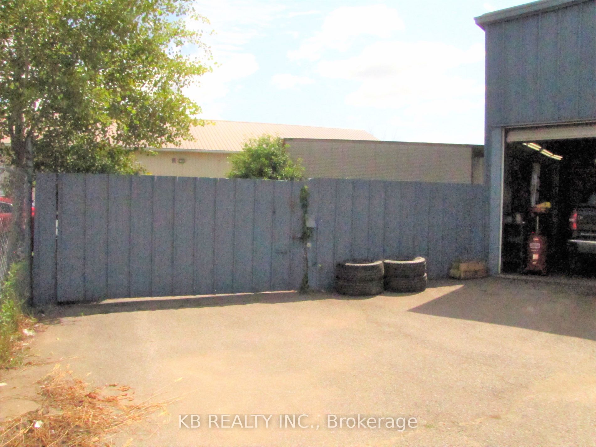 141 Industrial Blvd