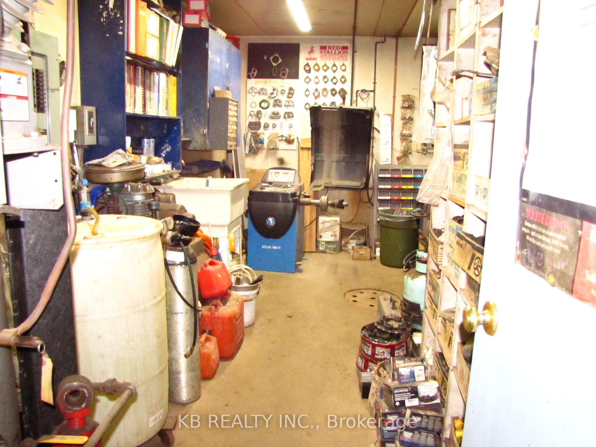 141 Industrial Blvd