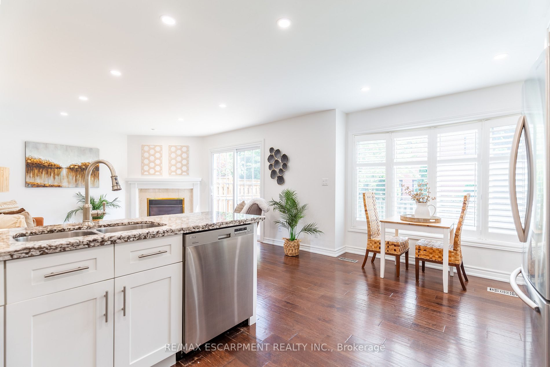 334 Wilson St W, #1